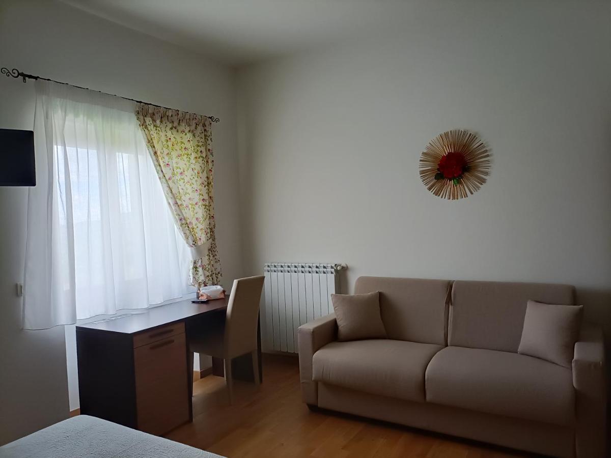 Agriturismo Macchia Dei Briganti - B&B Montefalcione Экстерьер фото